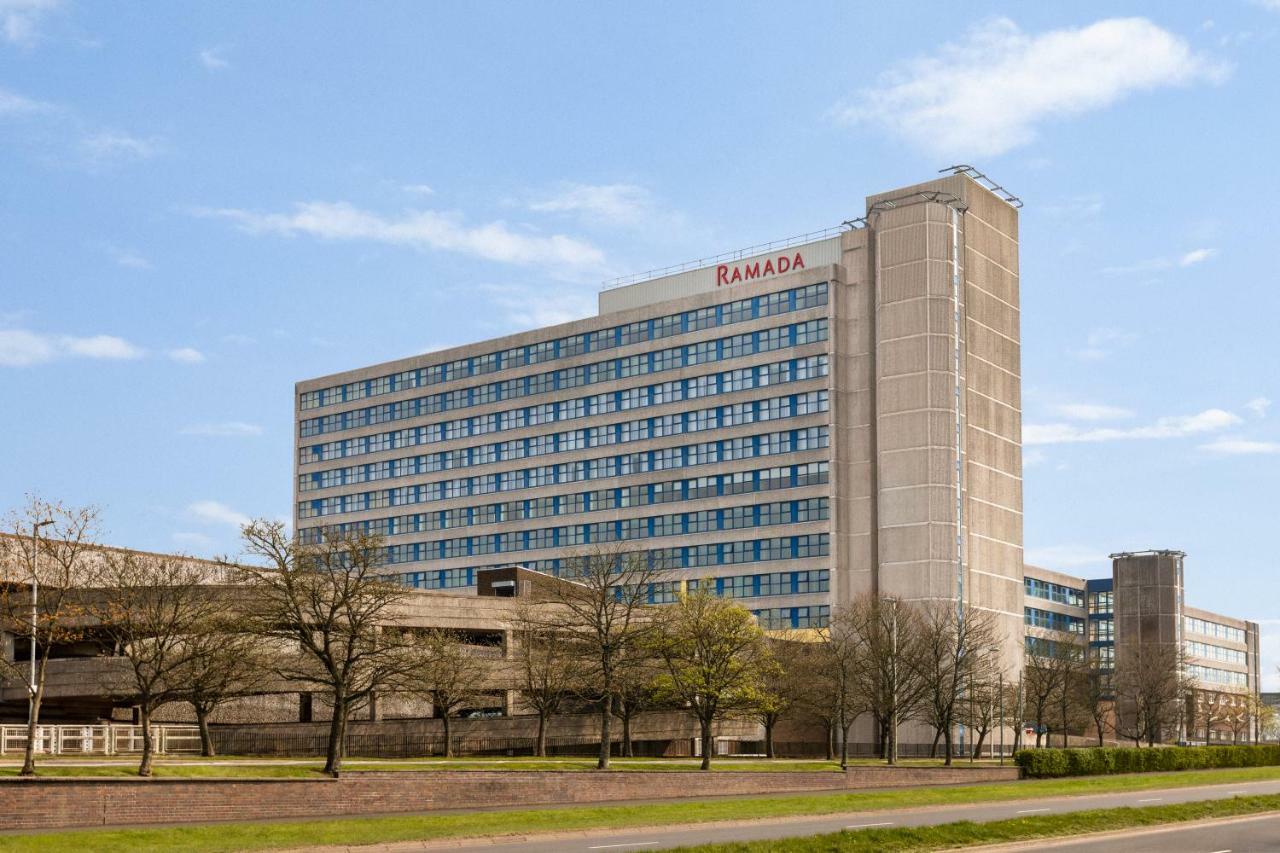 Ramada East Kilbride Hotel Buitenkant foto